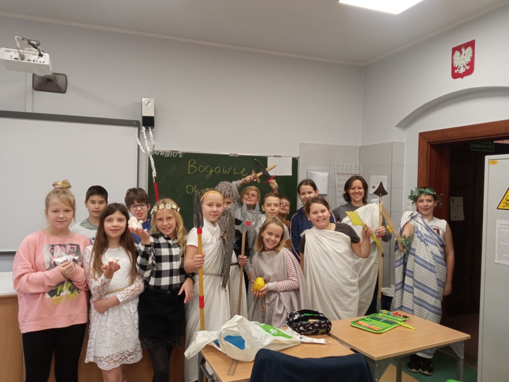 Przenieśmy się do starożytnej Grecji... - lekcja historii w klasie V